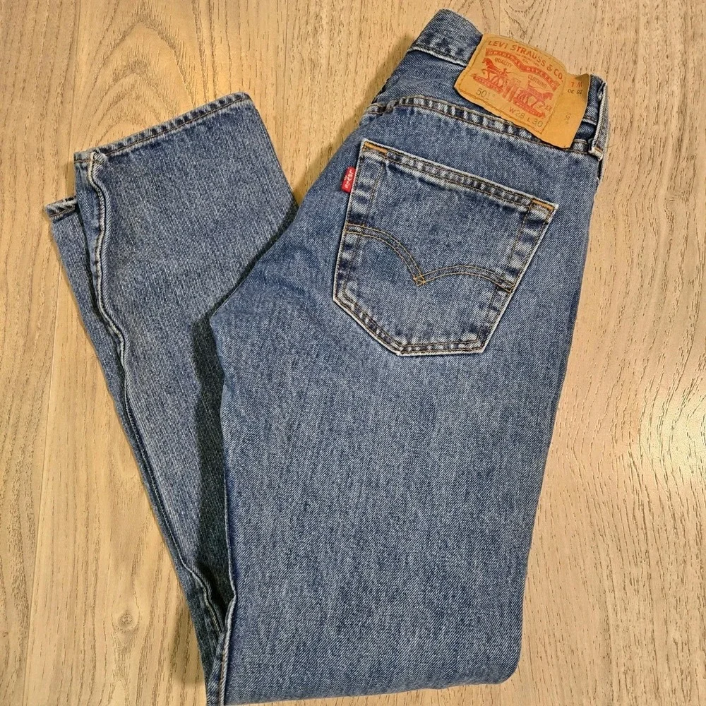 Levis 501 Button‎ Fly Jeans Men 28x30 Straight Leg Stone Wash Blue Denim Pants